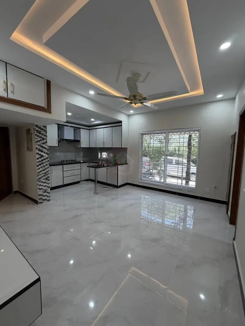 Ground Floor Flat Available in G-11, Islamabad