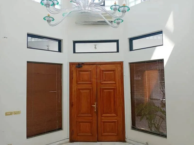 4 Kanal Old House in Prime Location, Islamabad F-6