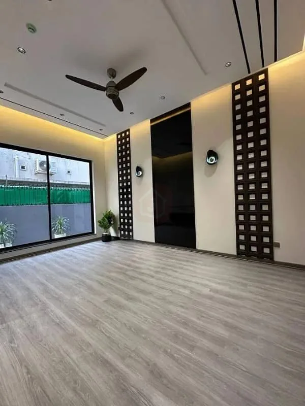 Elegant 1 Kanal Home Available in DHA Phase 2, Islamabad