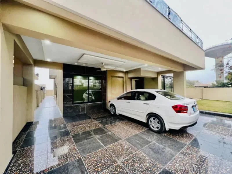1 Kanal Used House for Sale in DHA Defence Phase 2