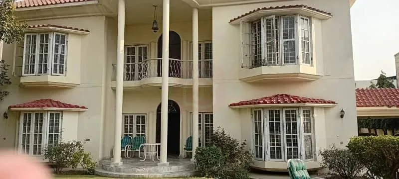 Beautiful 6-Bedroom Bungalow for Sale in DHA Phase 2