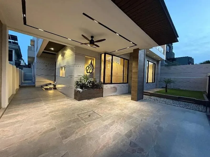 1-Kanal Designer Home Available in DHA Phase 2