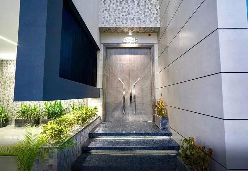 2 Kanal Luxury Bungalow with Full Basement and Amenities in DHA Lahore