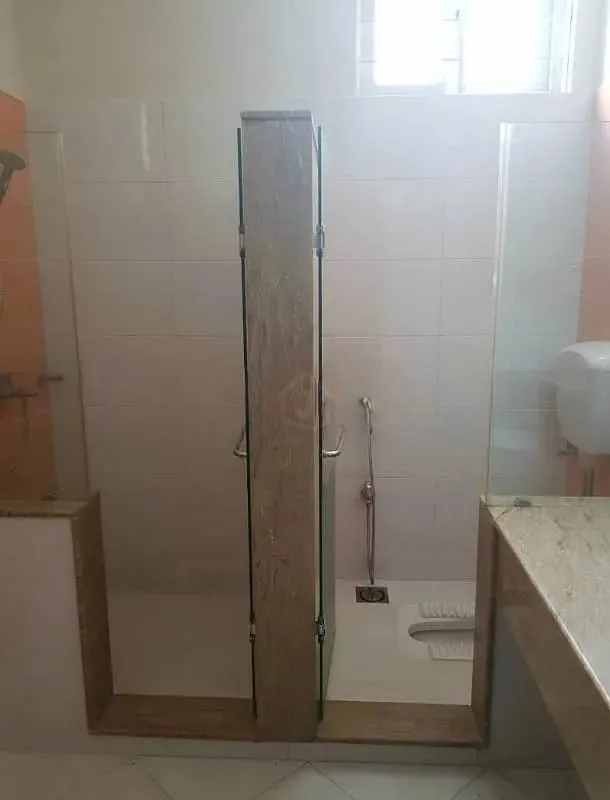 House for Sale in Prime F-6/3 Location