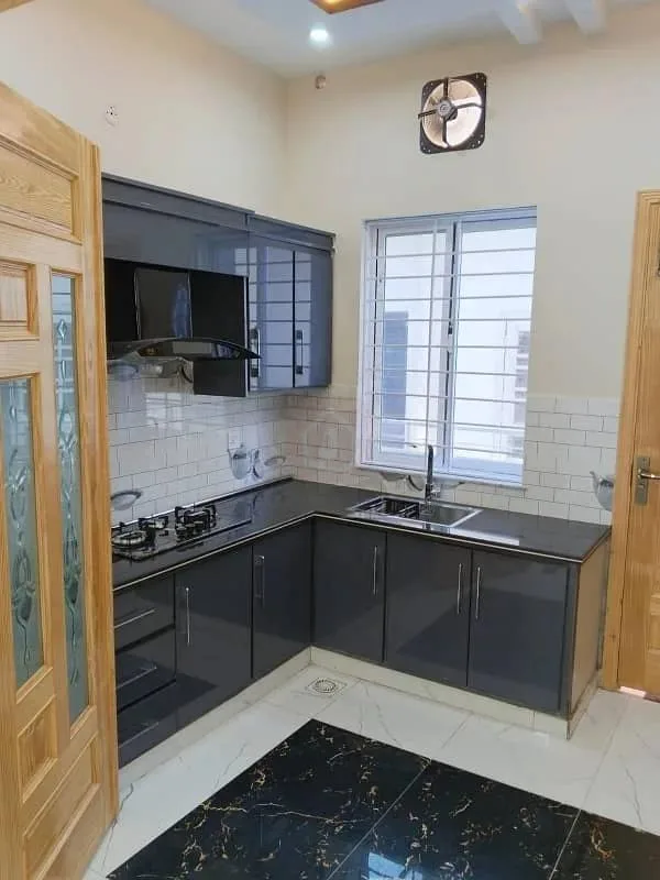 Acquire Your Ideal Home in Block D, Top City 1 Islamabad