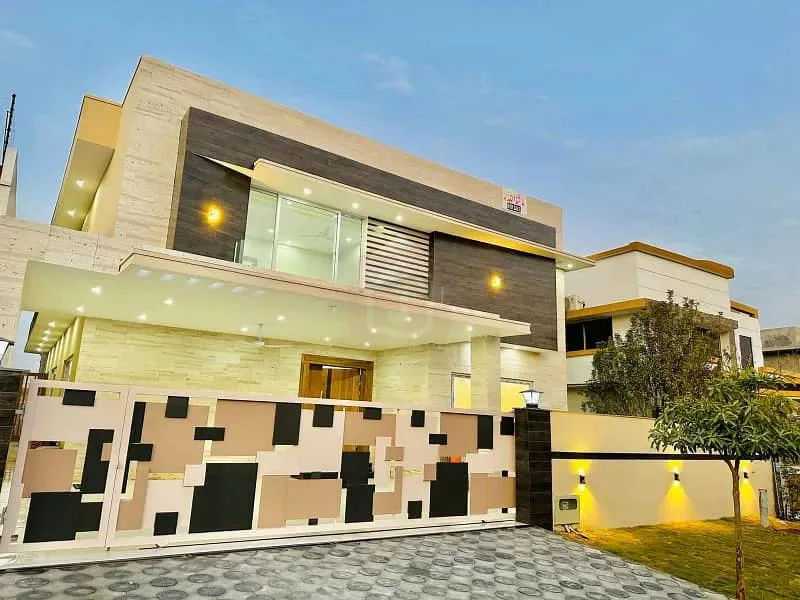 Beautifully Designed House for Sale in DHA Defence