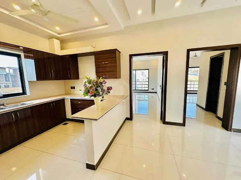 10 Marla New House Available in Emaar Canyon Views