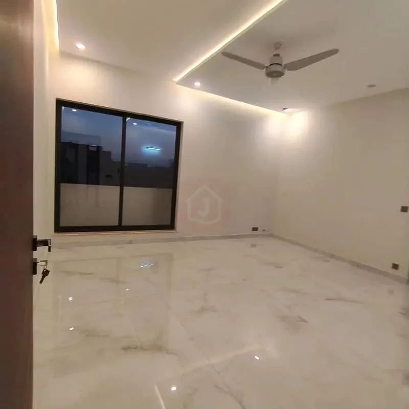 Spacious One Kanal Luxurious Home Available in DHA Defence Phase 2