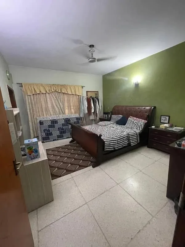 One Kanal Bungalow with 2 Servant Quarters for Sale in DHA Lahore