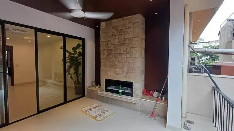 Stylish 10 Marla Margalla Facing House For Sale | 7 Bedrooms
