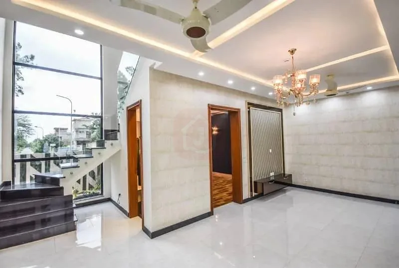 Stylish 7.5 Marla Home Available for Purchase in DHA Lahore