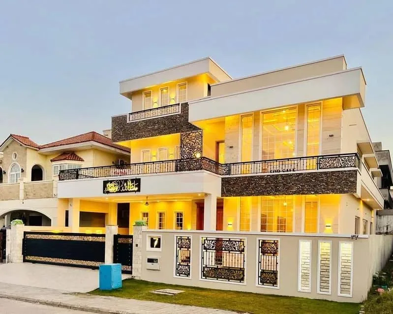 1 Kanal Designer House Available For Sale In DHA Phase 2