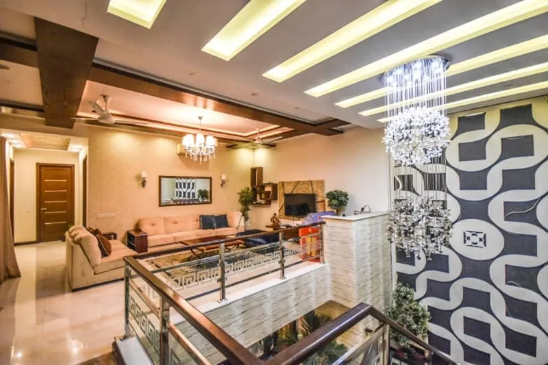 ONE KANAL HOUSE AT WATEEN CHOWK IDEAL APPROACH MODERN DESIGNED HOUSE DHA Phase 5, DHA Defence, Lahore ID54485945 - Zameen.com