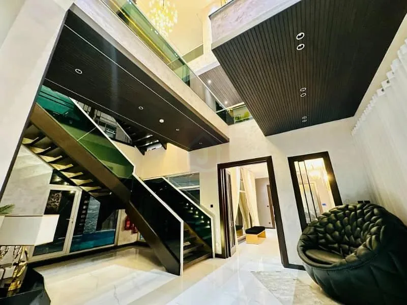 10 Marla Luxury House | Full Basement | Pool | Cinema Hall