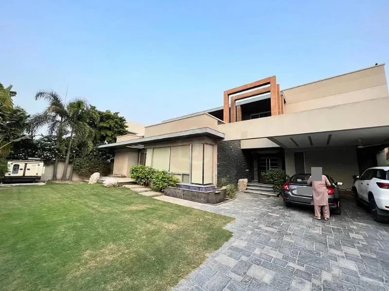 Luxury 2 Kanal Bungalow for Sale in DHA Phase 3, Lahore