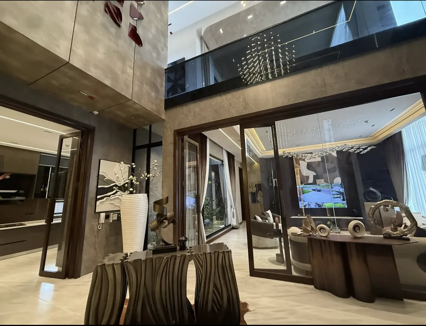 1 Kanal House + 1 Kanal Lawn Ultra Luxury Fully Furnished house for sale Near Dolmen Mall DHA Phase 6, DHA Defence, Lahore  - Jaydad.net
