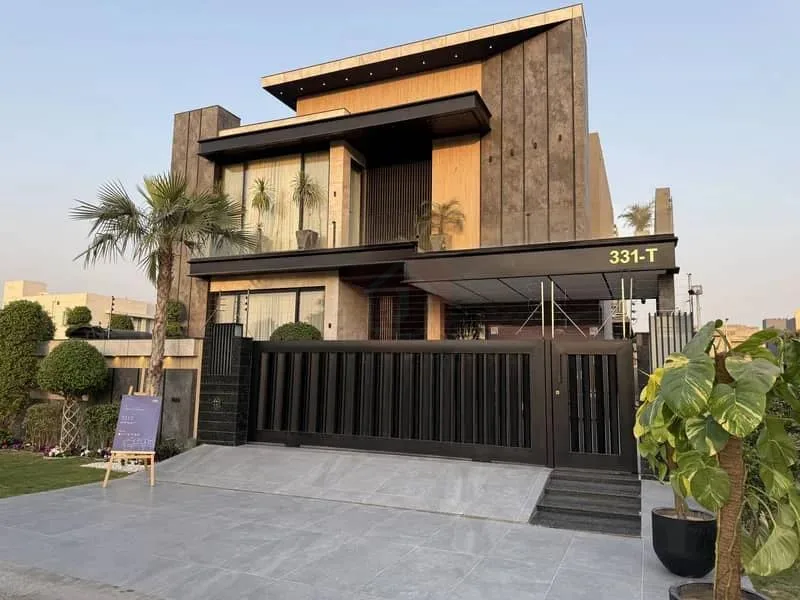 1 Kanal Ultra-Modern Bungalow for Sale in DHA Phase 6, Near Dolmen Mall