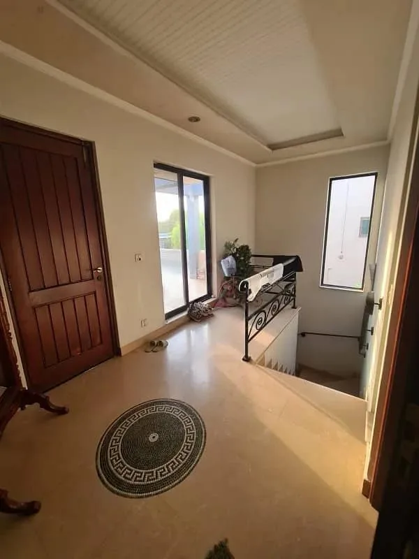 One Kanal Modern Bungalow with 6 Bedrooms for Sale in DHA Lahore
