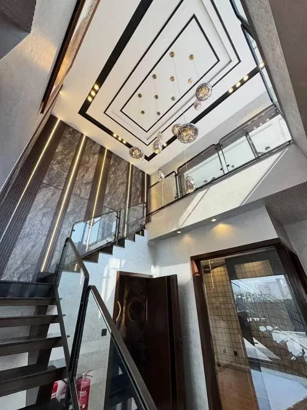 Luxury 1 Kanal Bungalow for Sale in DHA Lahore
