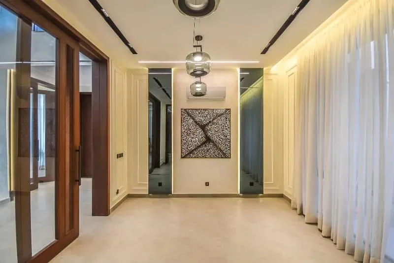 Luxury One Kanal House Available Near Defence Raya