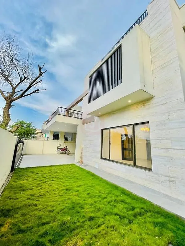 Second-Hand House Available Close to Giga Mall