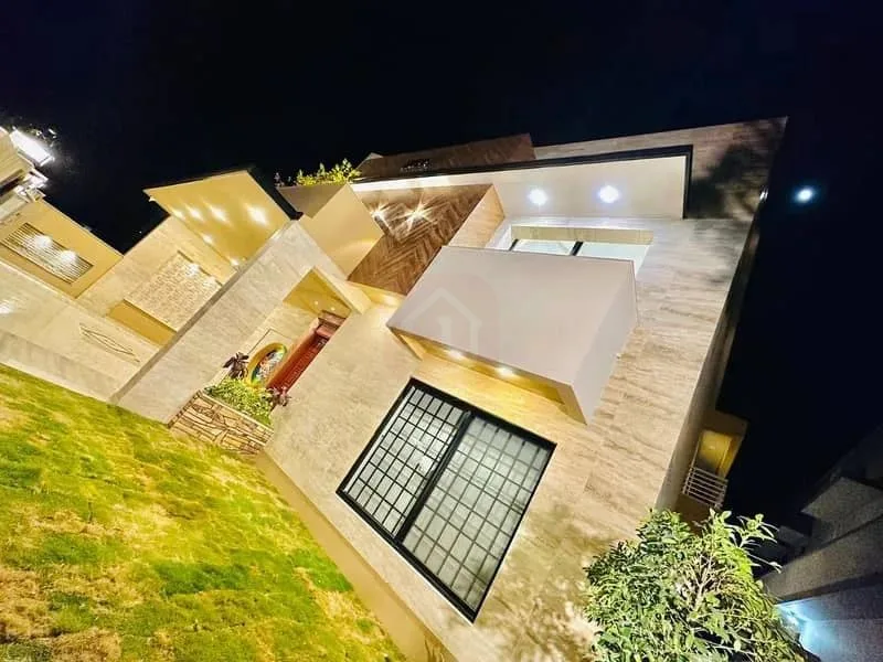 1 Kanal House Available For Sale in DHA Phase 2