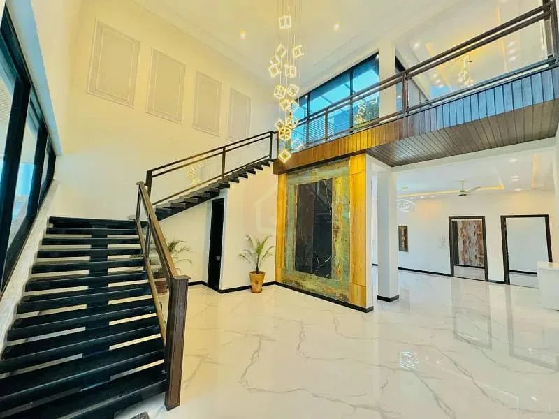 1 Kanal Beautifully Designed Home for Sale in DHA I R