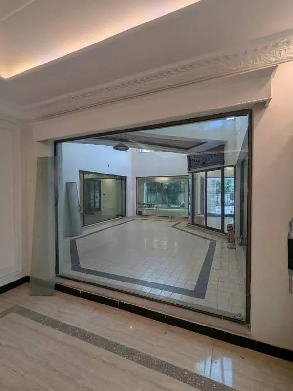 Stunning Owner-Built Bungalow in Prime DHA Lahore Location