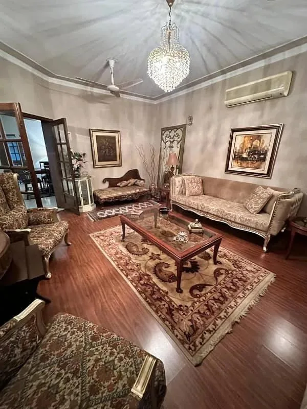 One Kanal Bungalow For Sale in DHA Lahore Near Park, Masjid & Commercial Market