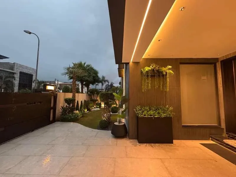 Luxury Fully Furnished Bungalow with Servant Quarters in DHA Lahore