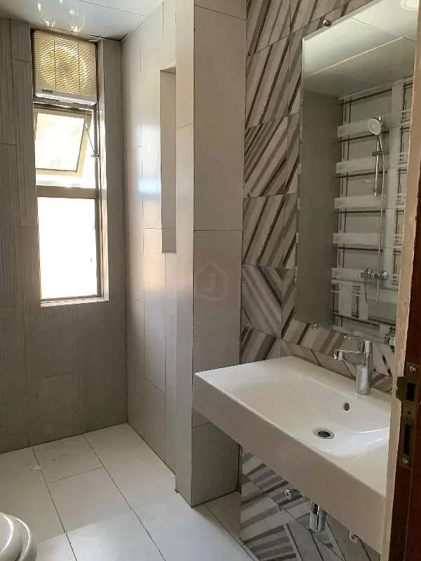 4-Bedroom Apartment on 1st Floor in Askari Heights 5 for Sale