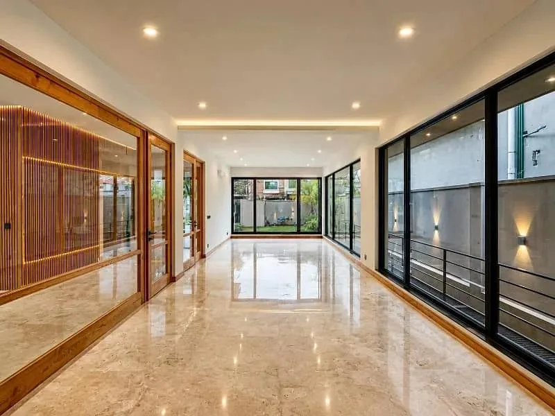 Contemporary Luxury Residence with Premium Features