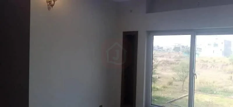 10 Marla Residence Available in Top City 1 - Block D