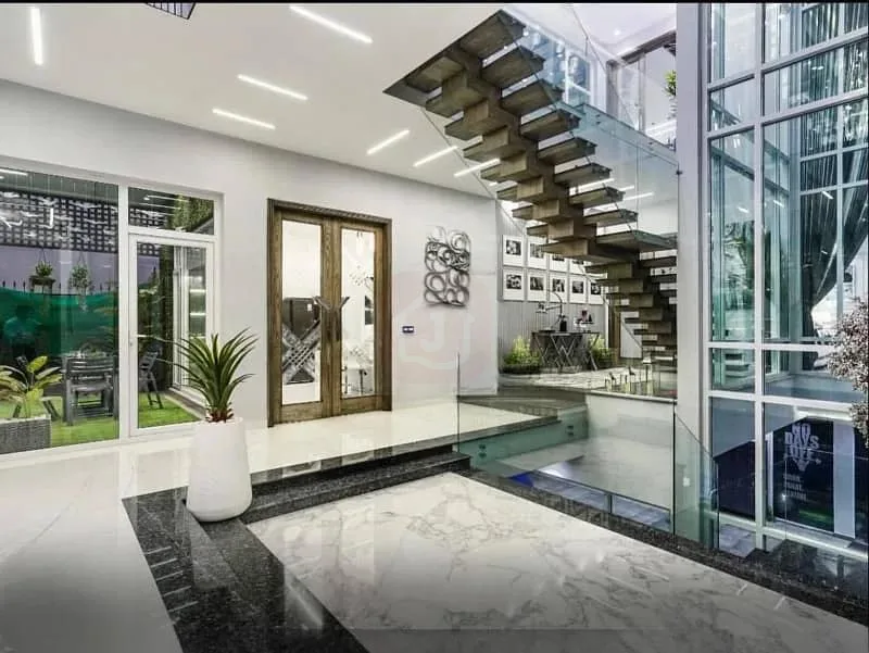2 Kanal Luxury Bungalow with Full Basement and Amenities in DHA Lahore