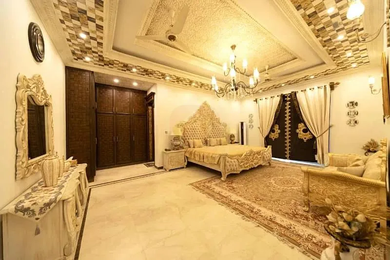 10 Kanal Fully Furnished House Available for Sale in Gulberg Green
