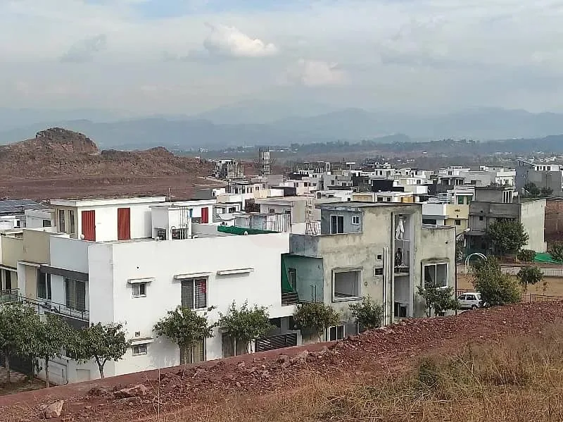 5 Marla Corner Plot Available in Sector N, Bahria Enclave Islamabad - LOP Approved