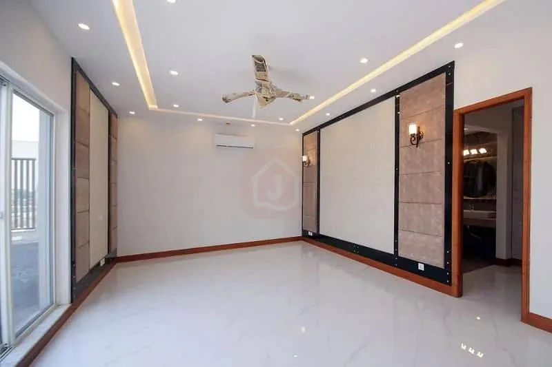 Luxury One Kanal Bungalow with Full Basement Home Theater for Sale