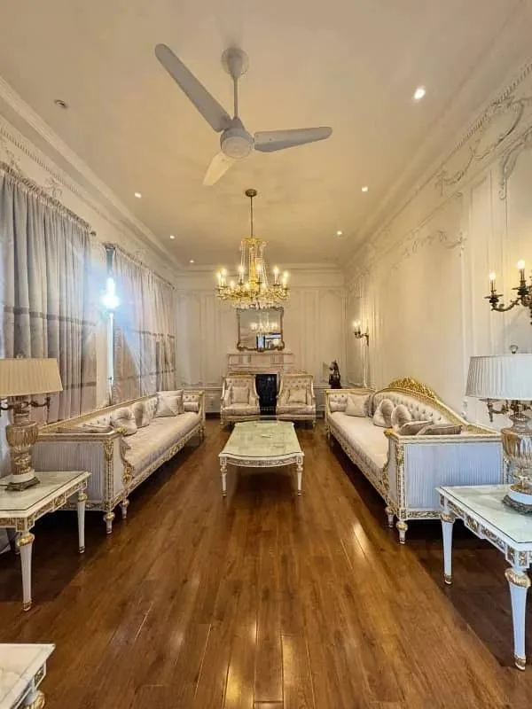 24 Marla Corner Bungalow with Solar in DHA Lahore