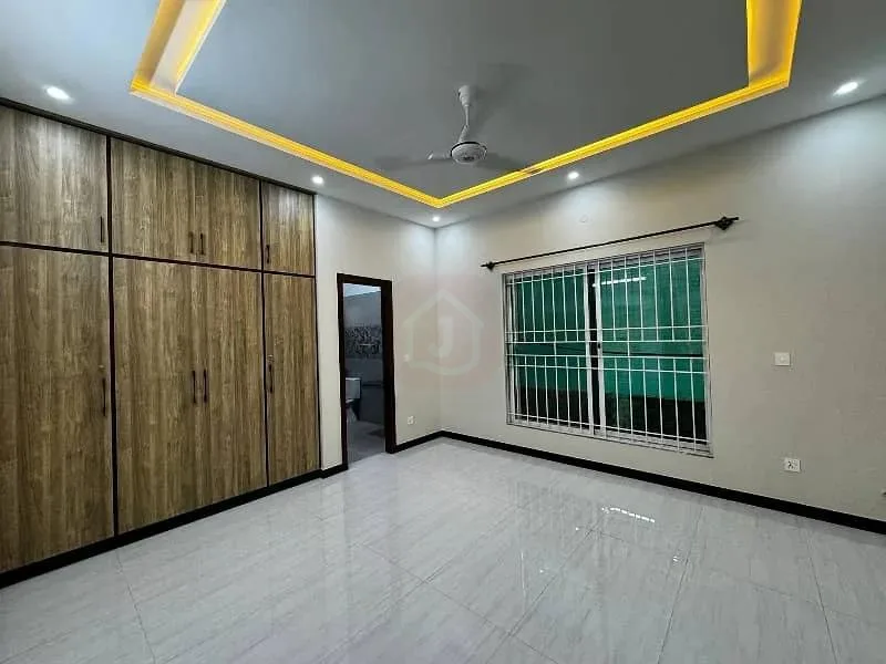 Stunning 1 Kanal Luxury Double Unit Home for Sale
