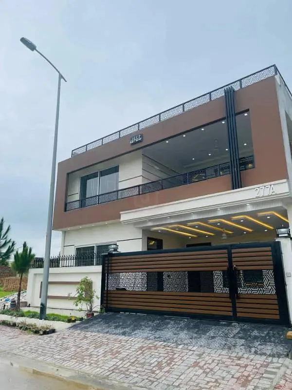 Newly Built 10 Marla Home Available for Purchase