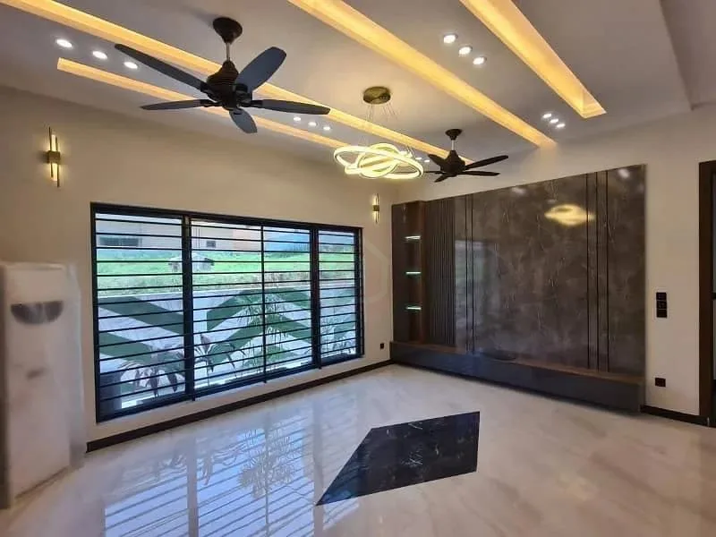 1 Kanal Stunning House Available in DHA Phase 2 Islamabad