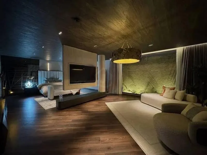 Stunning 2 Kanal Luxury Bungalow with Basement and Pool in DHA Lahore