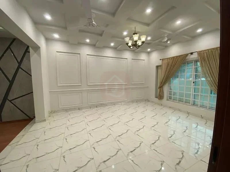 Spacious 4-Bedroom House with Double Kitchen in Bahria Enclave Sector C3