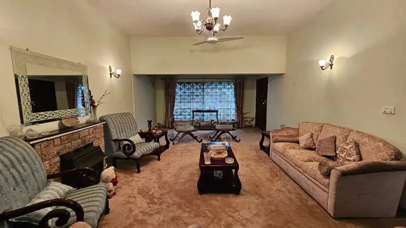 House for Sale in Islamabad F-6 | 444 Sq. Yards | Renovation Opportunity