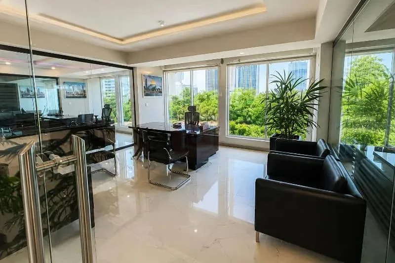 6000 SQFT Semi-Furnished Corporate Office in Blue Area