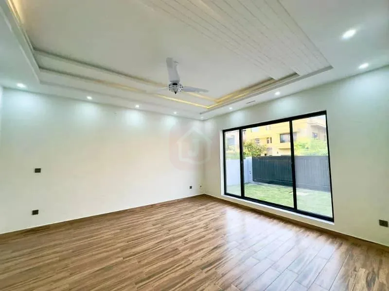 Elegant 1 Kanal Home in DHA Defence Phase 2