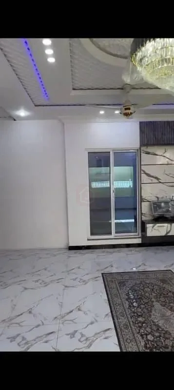 Spacious 20 Marla Home Available in Top City 1