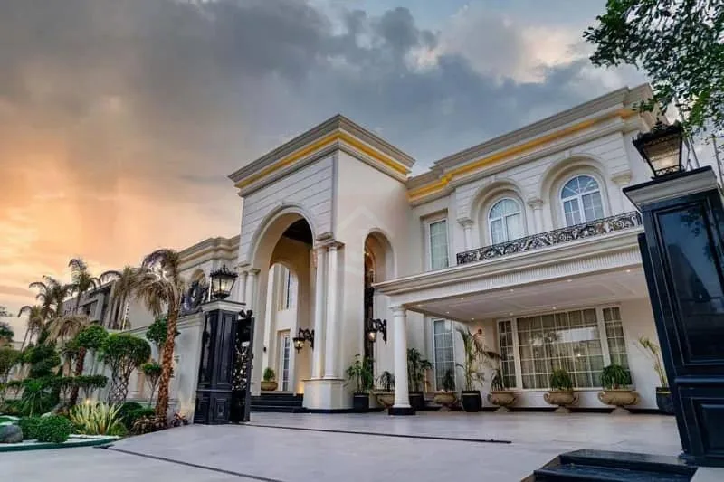 Fully Furnished 2 Kanal Bungalow with Home Theater in DHA Lahore