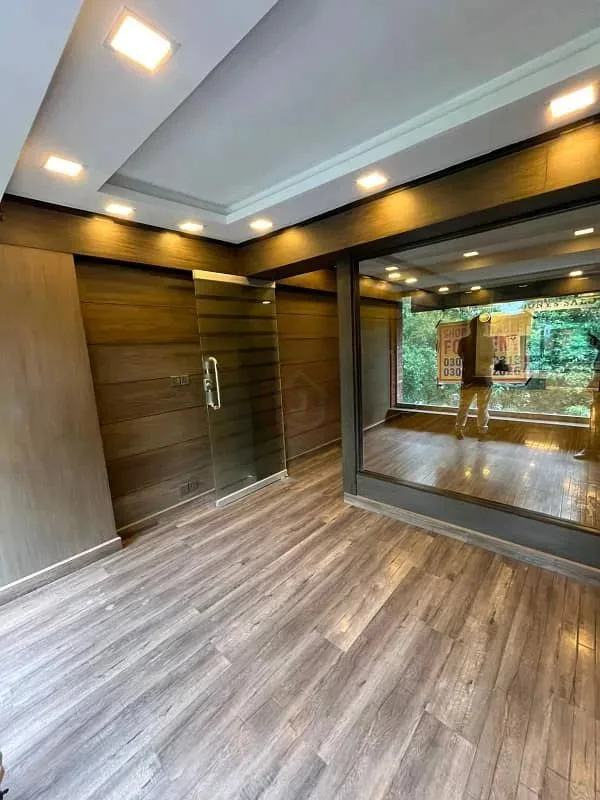 Updated Office Available For RENT In F-7 Markaz