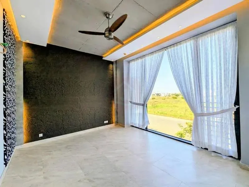 Stunning One Kanal Luxury Bungalow with 2 Servant Quarters in DHA Lahore